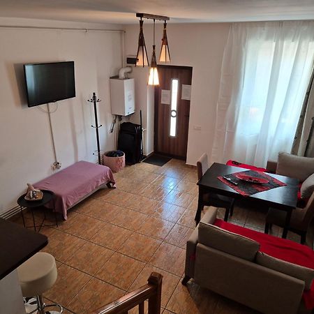 Casa Cu Balcon Apartment Брашов Екстериор снимка