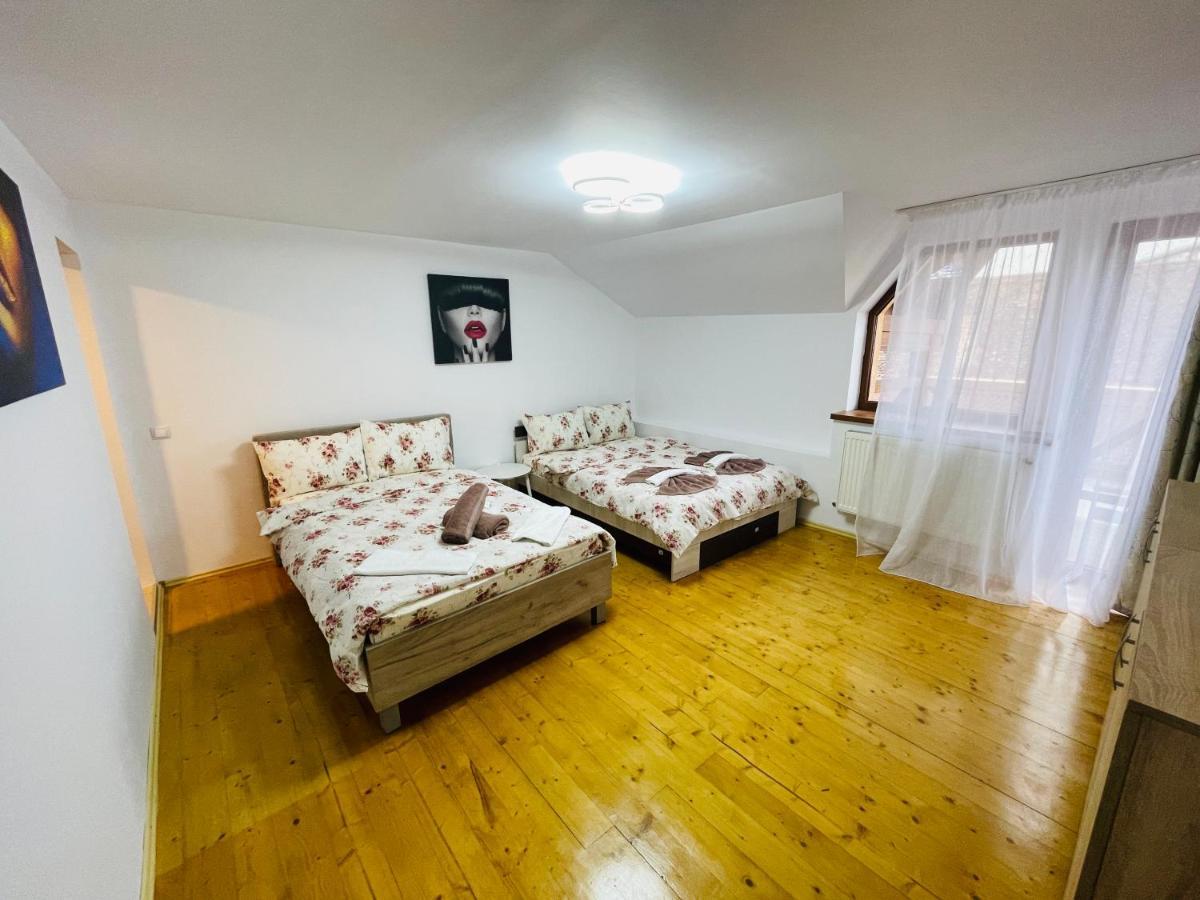 Casa Cu Balcon Apartment Брашов Екстериор снимка