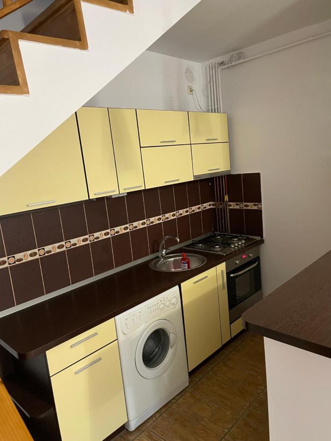 Casa Cu Balcon Apartment Брашов Екстериор снимка