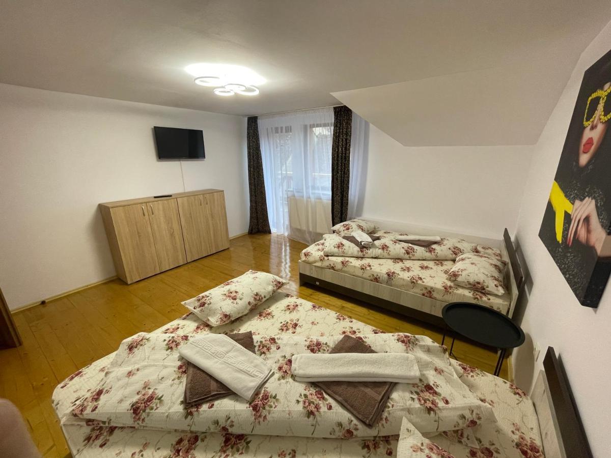 Casa Cu Balcon Apartment Брашов Екстериор снимка