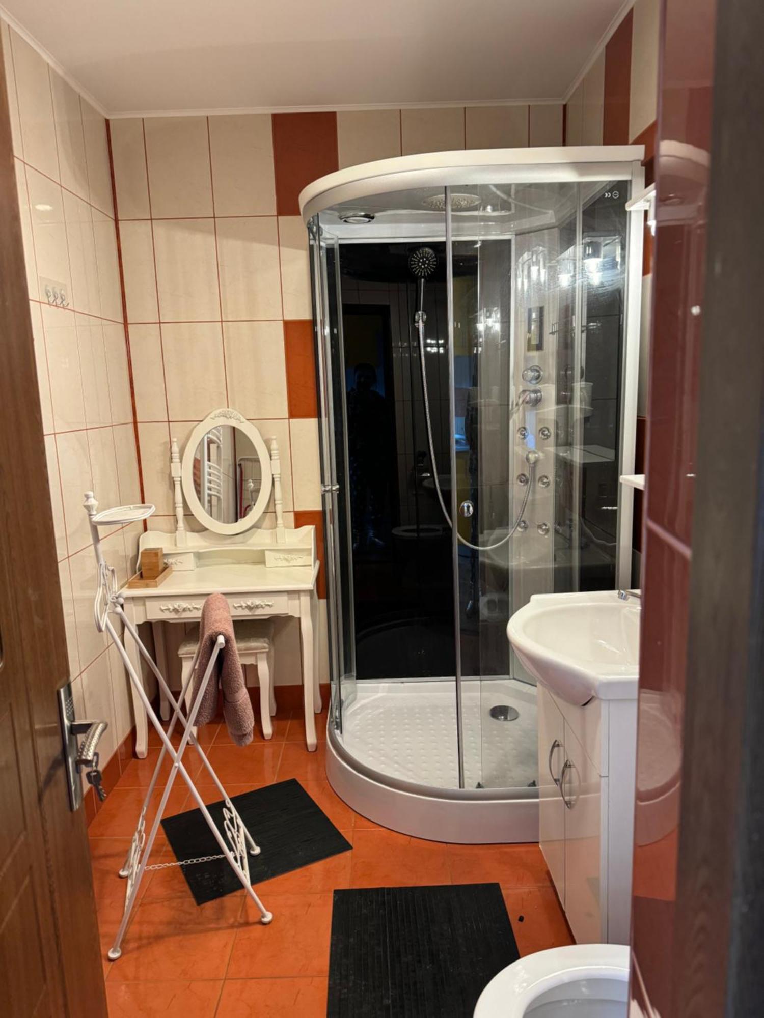 Casa Cu Balcon Apartment Брашов Екстериор снимка