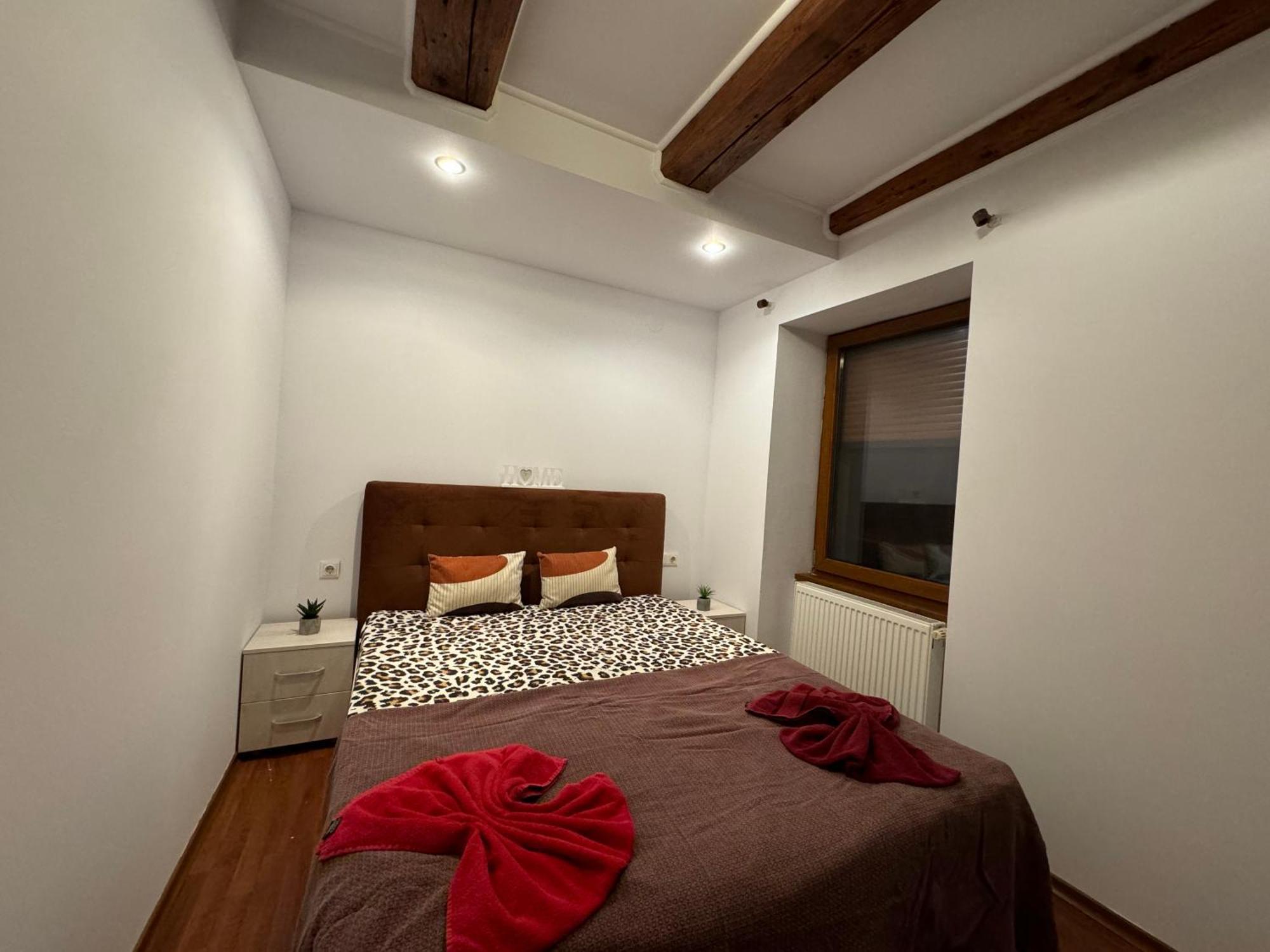 Casa Cu Balcon Apartment Брашов Екстериор снимка